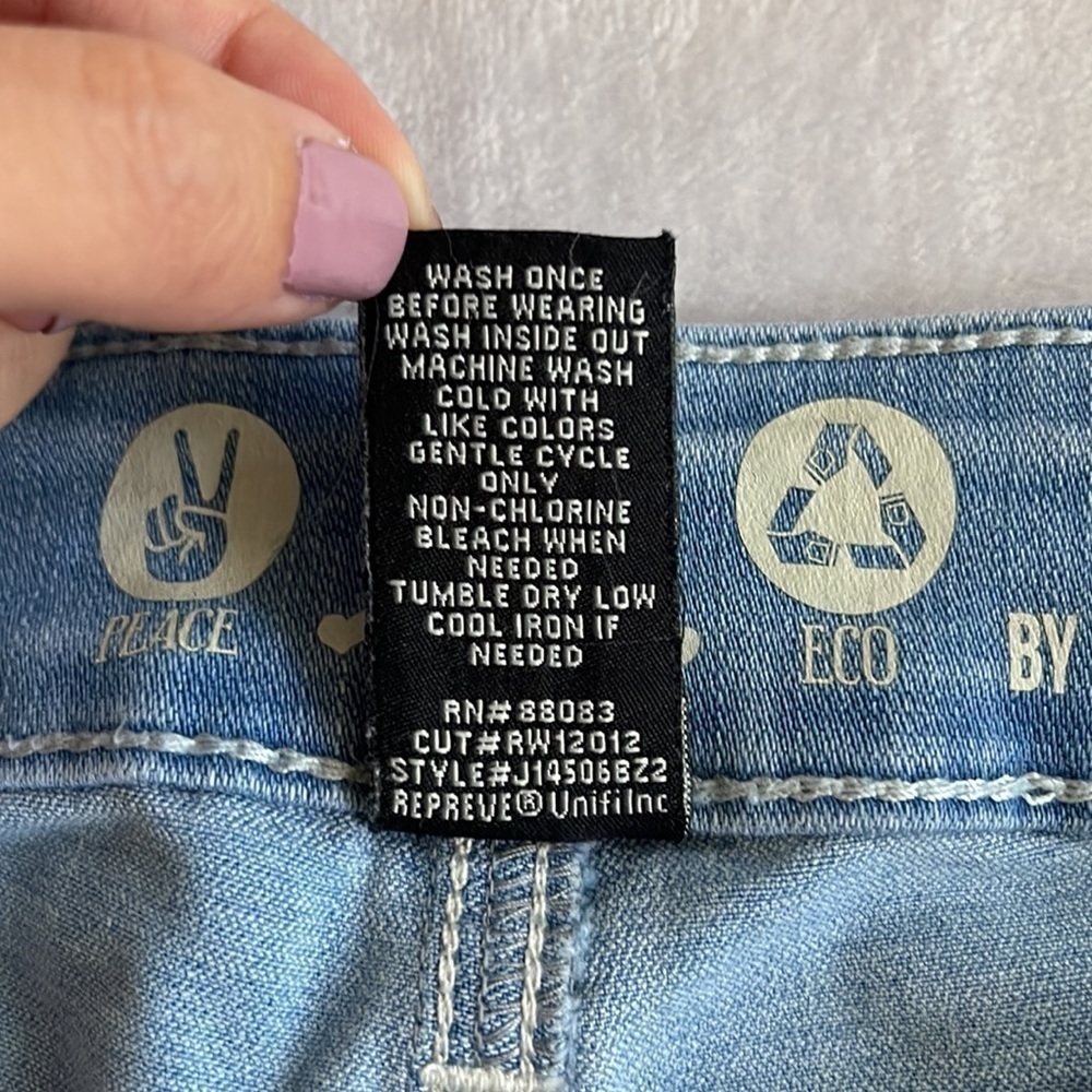Rewash light wash super high rise peace love eco jean shorts size 5 size 27 - Picture 10 of 10